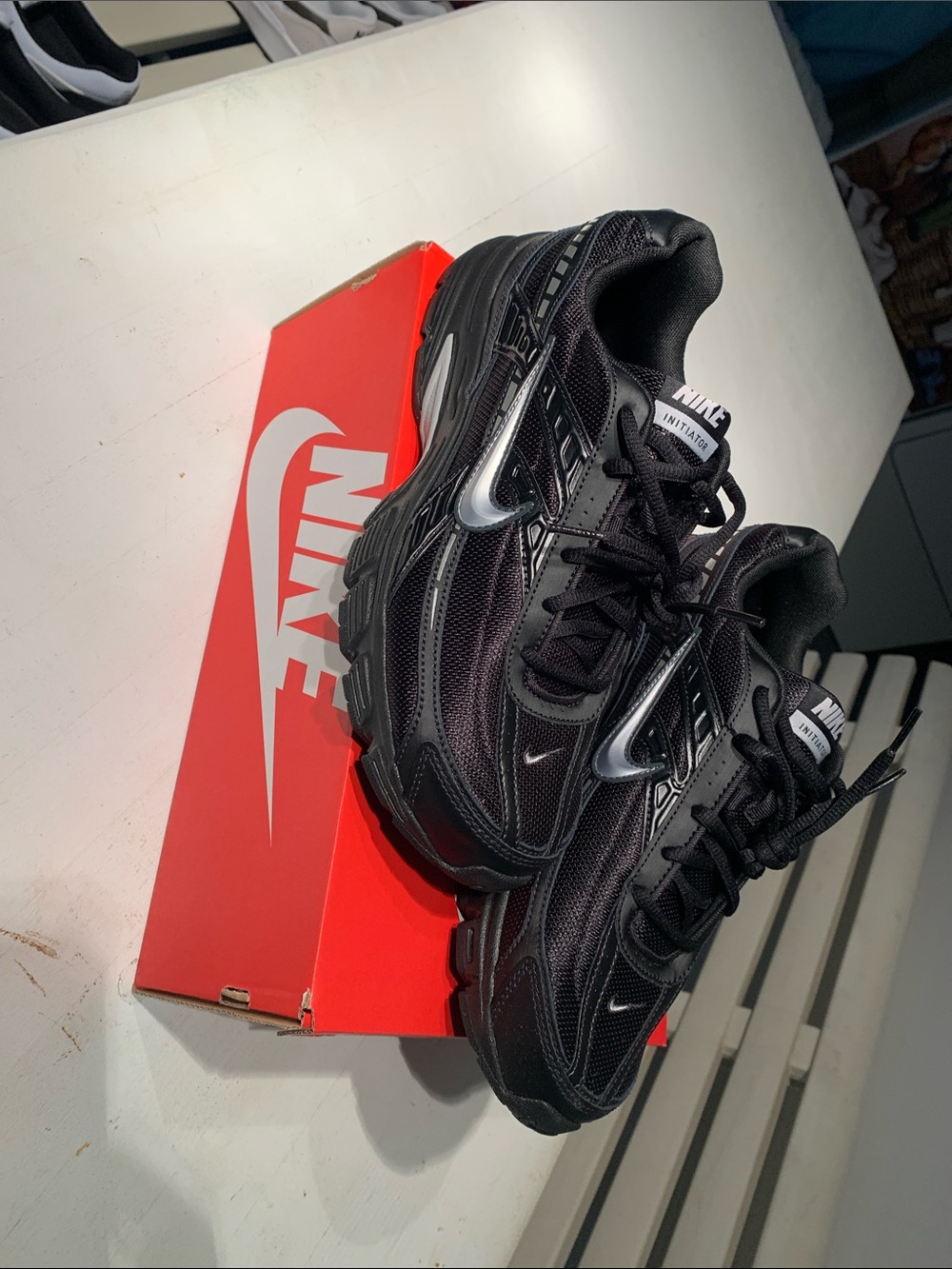 Nike Black Initiator Athletic Sneakers with Silver Swoosh 11.5